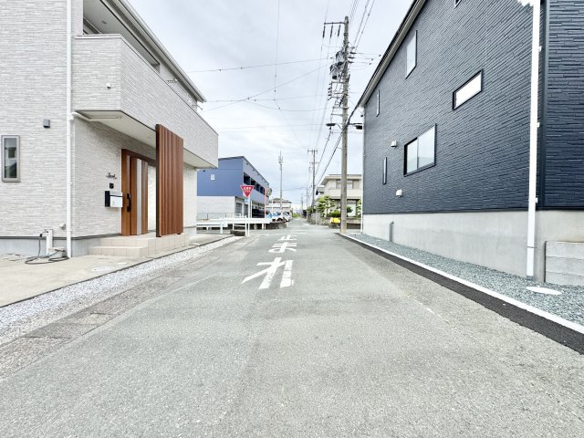 中央区 安新町　第1の前面道路含む現地写真|物件前の道路を別角度から撮影しました。