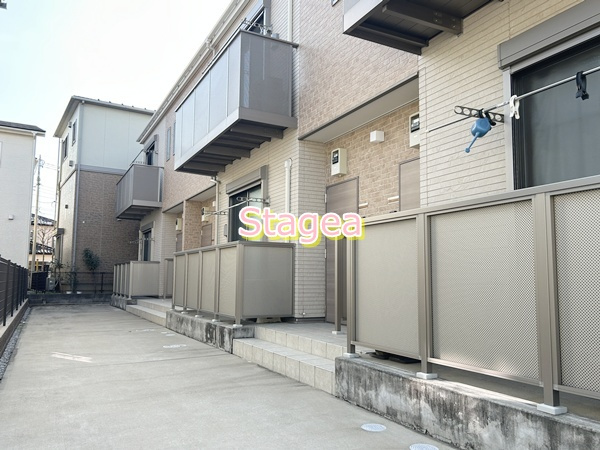 クレール 東大宮のエントランス