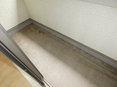 【バルコニー】