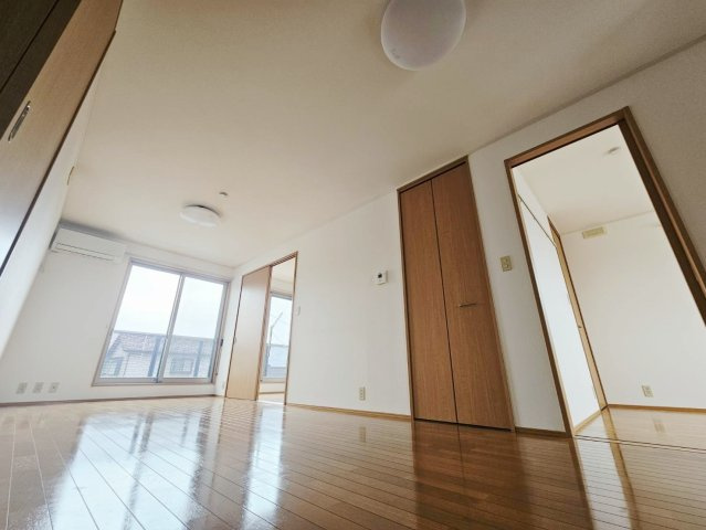 エヴァーグリーンの居間・リビング