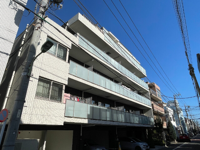 グローベル ザ・ファースト鵜の木の外観