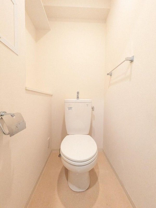 千葉市稲毛区緑町１丁目の賃貸マンションのトイレ