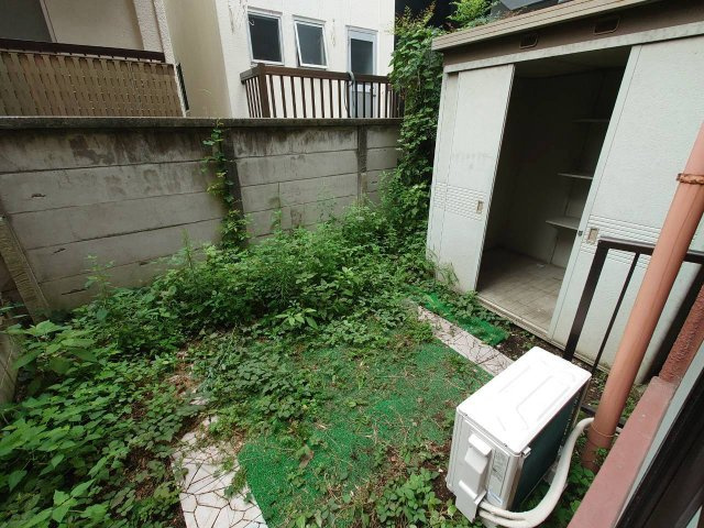 【庭】