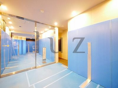 ガーラステーション横濱大通り公園のエントランス