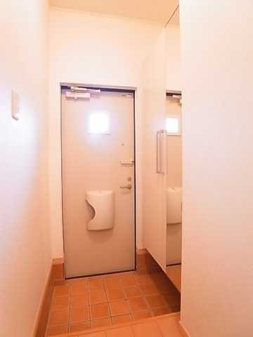 カーサグランデⅡの玄関