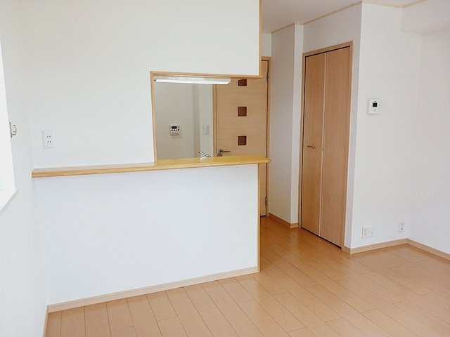 ウエスト　マロン・ＮＫの内装