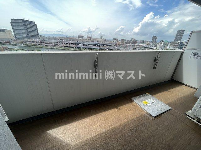 大阪市西区川口２丁目の賃貸マンションのバルコニー