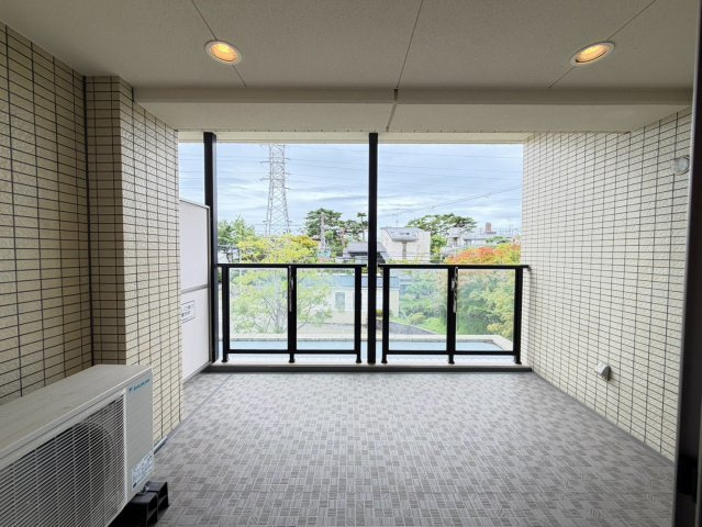 名次町ロジュマンのバルコニー
