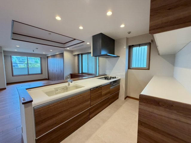 名次町ロジュマンのキッチン