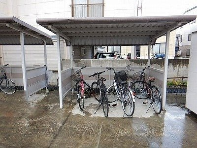 レオパレスアマーレ　サッポロⅢのその他|駐輪場