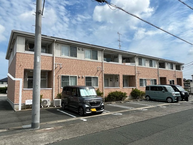 ヒバリーヒルズの駐車場