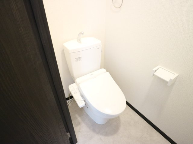 草木アパートのトイレ