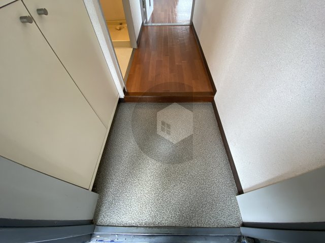 セレノ・ハイム川本の玄関