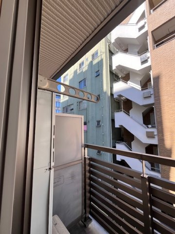 【バルコニー】