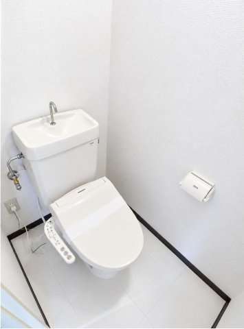 市川市相之川１丁目の賃貸マンションのトイレ