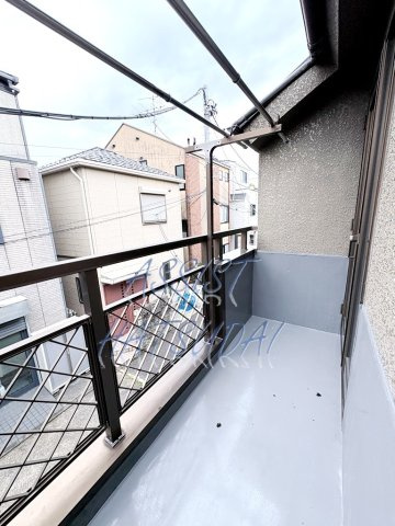 幡ヶ谷戸建のバルコニー