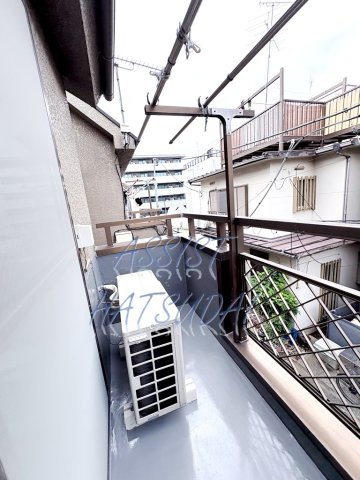 幡ヶ谷戸建のバルコニー