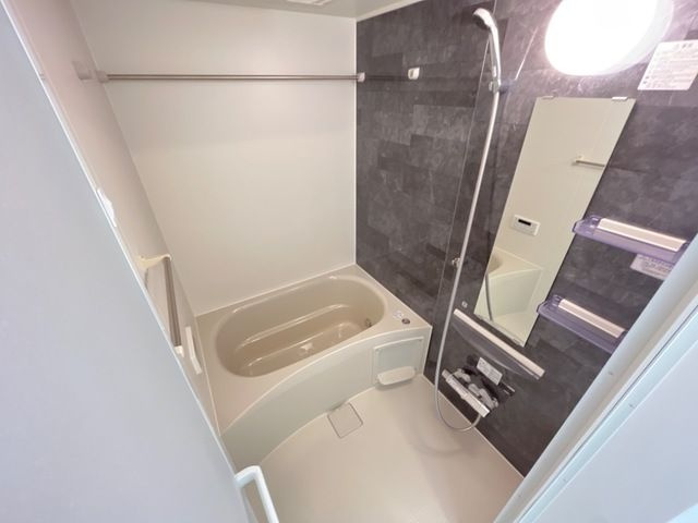 Conforto原島の浴室