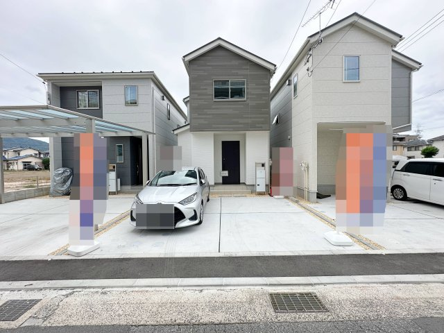 安佐南区川内2丁目 No.2の駐車場|車は並列2台は駐車可能☆