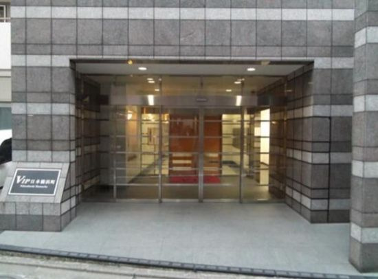VIPマンションのエントランス