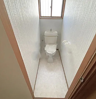 レジデンスひかりのトイレ|快適な温水洗浄便座トイレです