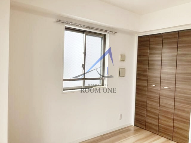 Ｓｏｍｅ　Ｖａｌｌｅの居間・リビング|洋室のお部屋です。