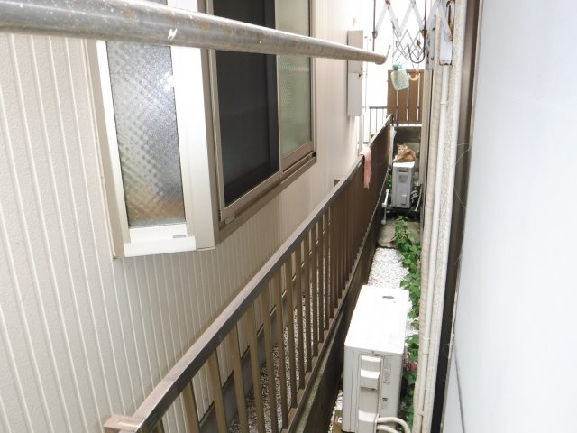 エムアイビルのバルコニー