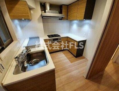 新宿区左門町の賃貸マンションのキッチン