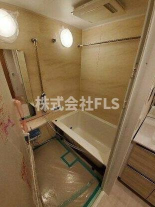 新宿区左門町の賃貸マンションの浴室