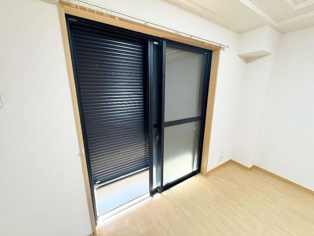 アンベリール上大岡の居間・リビング