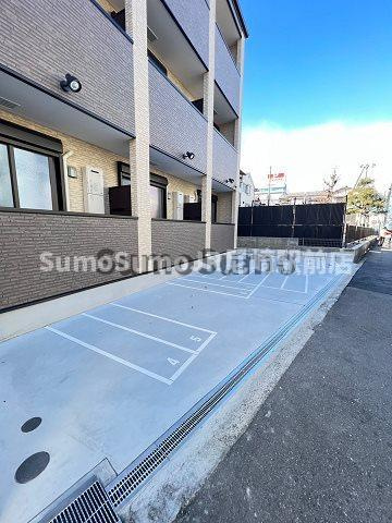 大阪市西淀川区御幣島６丁目のアパートの駐車場|駐車場に車を止められます