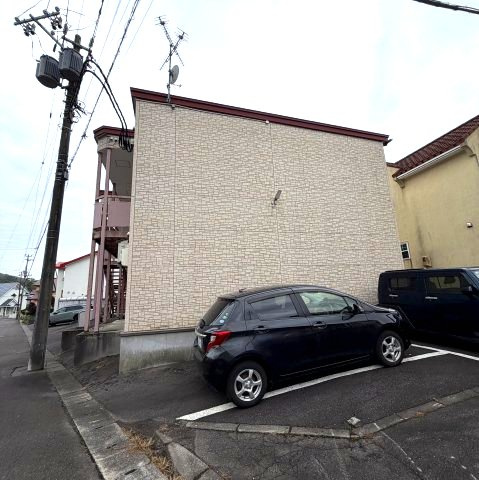はまだ荘の駐車場