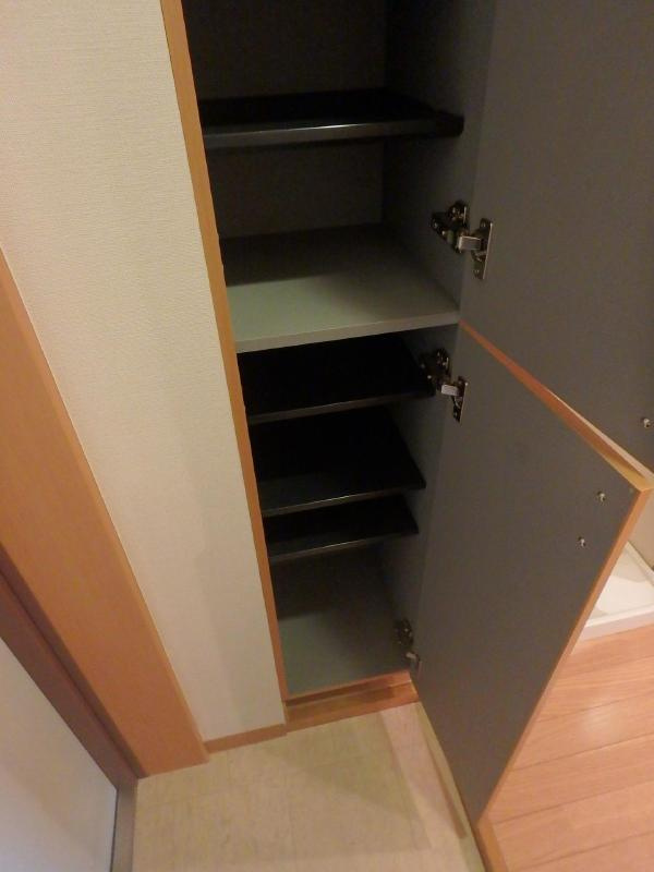 クオーレプロバンス本所の玄関