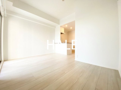 【居間・リビング】 | エンクレスト天神LINK | 別号室類似