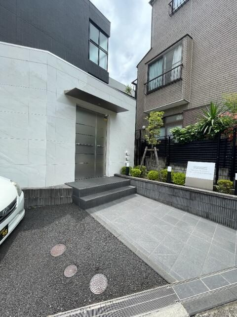 ハーモニーレジデンス大森山王ＴＨＥ　ＧＡＲＤＥＮのエントランス