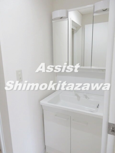プラザ西原の洗面所