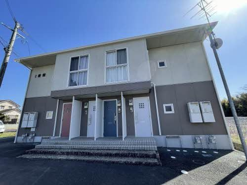 クレセオ　ブレス　Ⅰ番館の外観