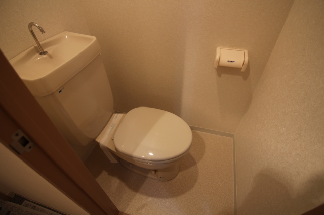 ステラマリスのトイレ|他のお部屋の参考写真となります。