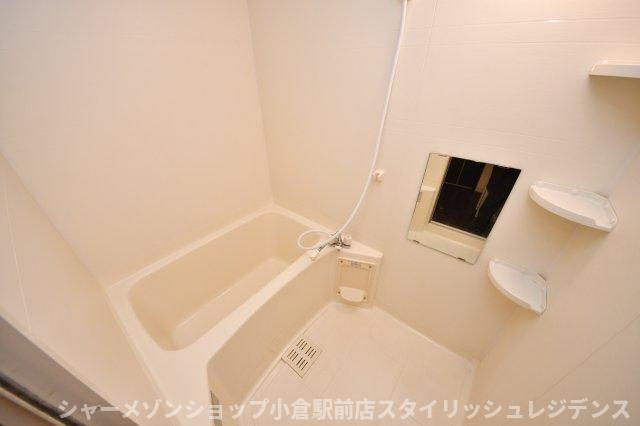 アクア葛原の浴室