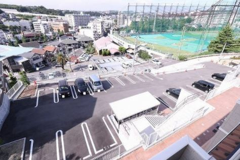 舞子坂ヒルズⅡの駐車場|☆神戸市垂水区　舞子坂ヒルズⅡ☆