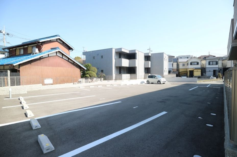 フローラの駐車場|☆神戸市垂水区　フローラ☆
