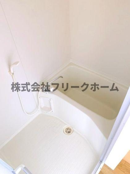 ポニート東小金井の浴室