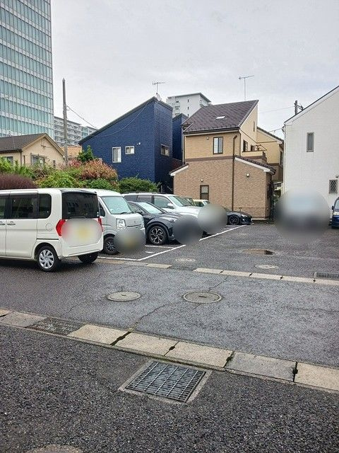 ロマニー高柳Ⅰの駐車場