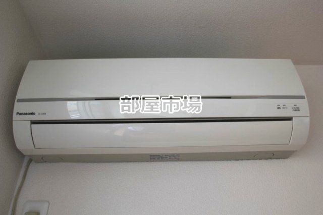 台東区日本堤１丁目のアパートの設備|エアコン
