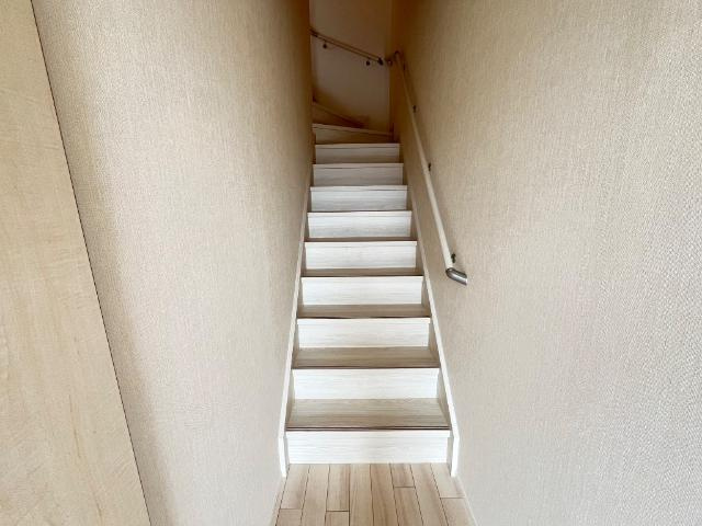 カノープスの内装|階段