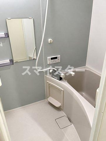 葛飾区金町３丁目のアパートの浴室