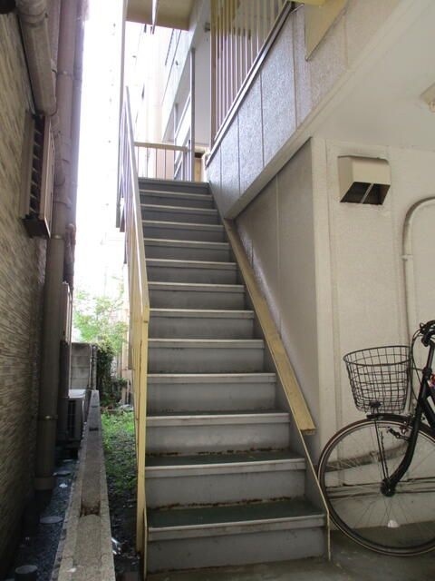 第一フラワーパレスのエントランス