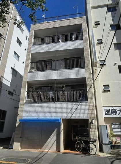 早川ビルの外観