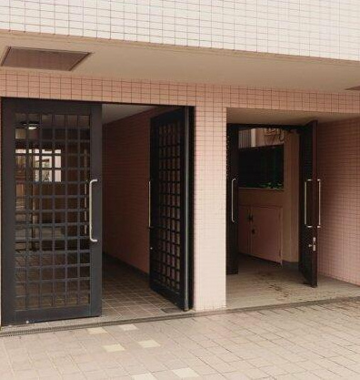 【エントランス】