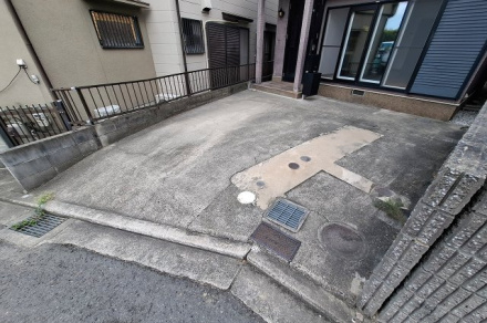岸和田市極楽寺1丁目　中古戸建の駐車場